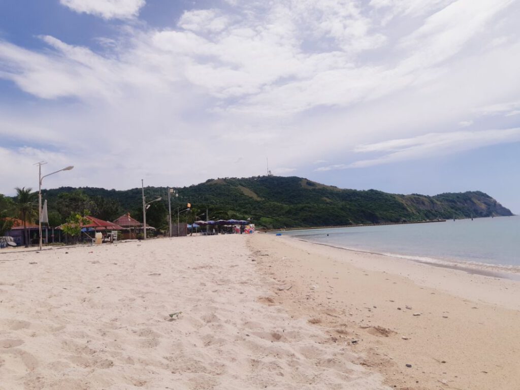 Selfstudy108-samaebeach5-frontbeach-lanisland-pattaya